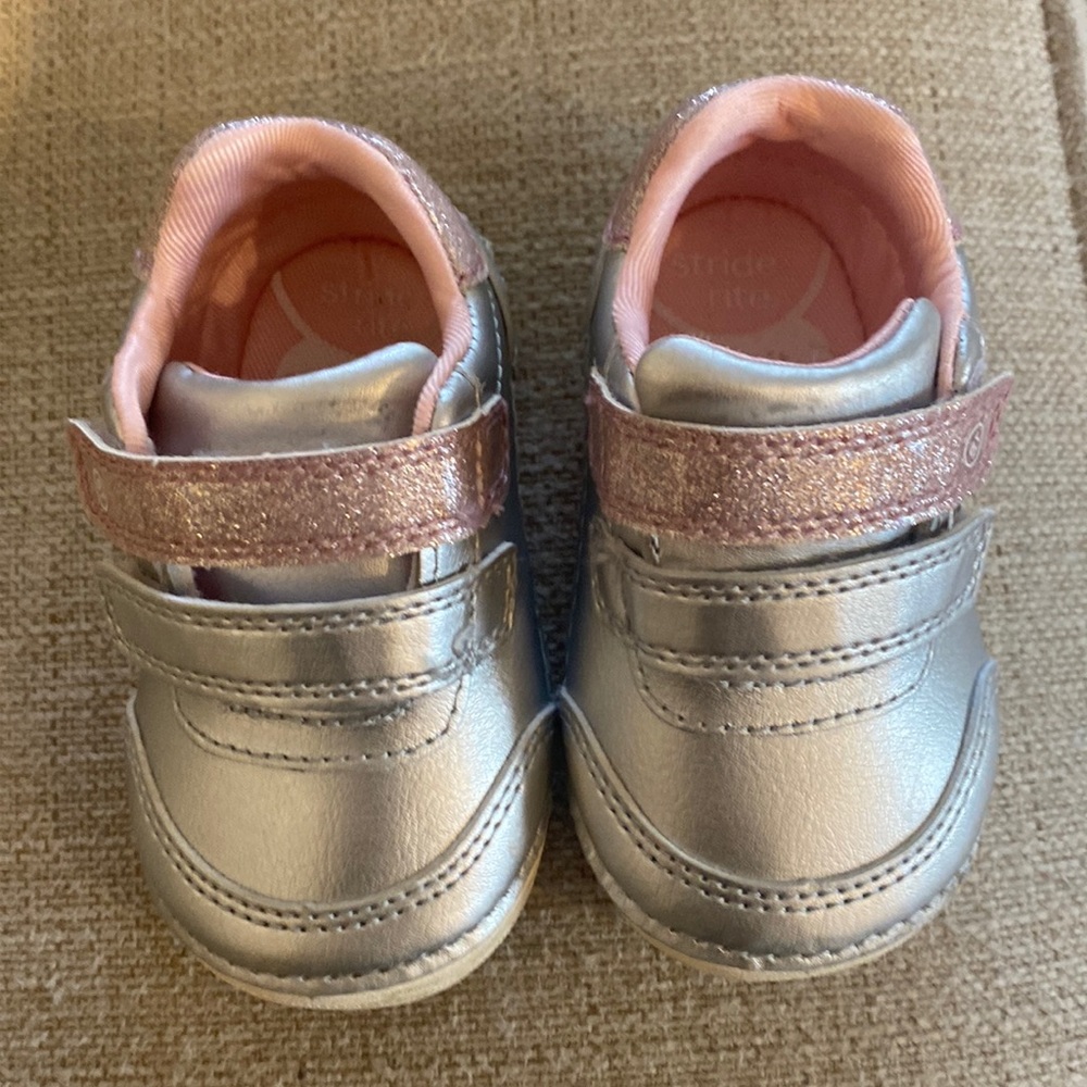 Stride Rite baby girl shoes. Size 4.5.  Worn only a handful of times.